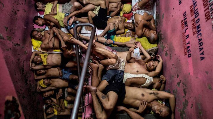 Overcrowded Philippine jail