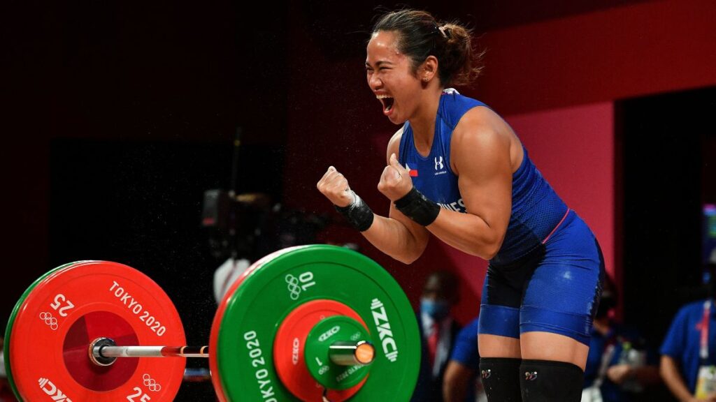 Hidilyn Diaz weightlifter Tokyo2020 Olympics Gold Medal