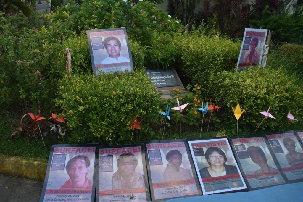 Human rights group Karapatan hold a candle vigil to remember victims of enforced disappearances on the International Day of the Disappeared. (Photo: Karapatan - Central Visayas Facebook)