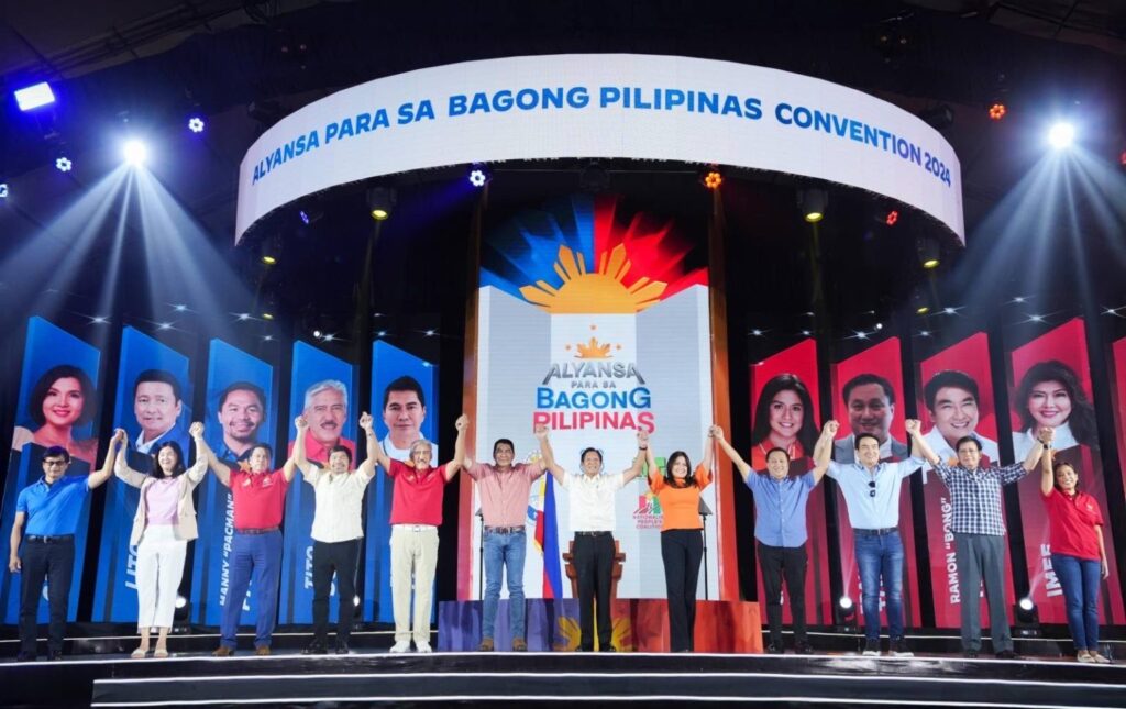 President Bongbong Marcos Jr. on stage with his Alyansa para sa Bagong Pilipinas senate slate. (Photo: radyopilipinas.ph)